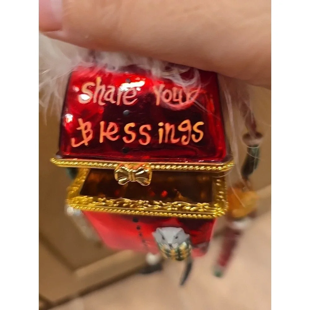 Santa Clause Rare Trinket Box Ornament Arms Legs Present Cat Share Your Blessing